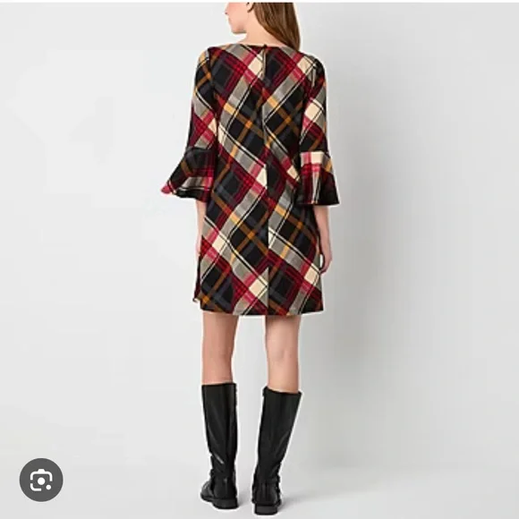 🎁Boutique Soft Plaid Dress🎁 - Picture 3 of 10